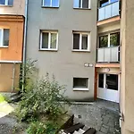 Jack Apartmán *