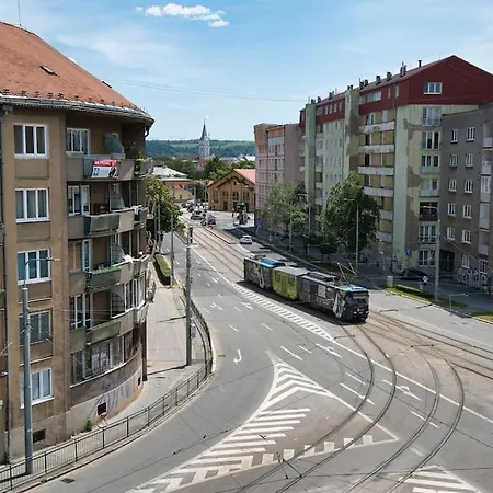 Apartment Jack *