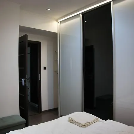 Apartment Jack *